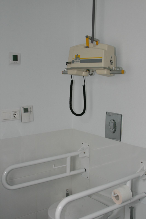 Handi-Move ceiling hoist in the master bathroom